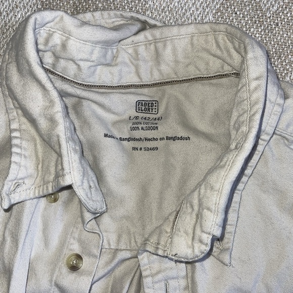 SHORT SLEEVE BUTTON UP PULL OVER! Faded glory, size large, cute summer top - Picture 3 of 5